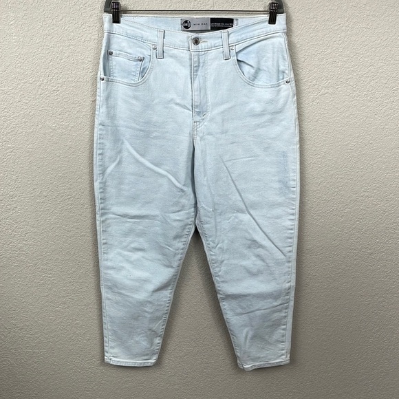 Levis Silver Tab Mom Jean Light Wash High Rise Sz 32 - Picture 2 of 14
